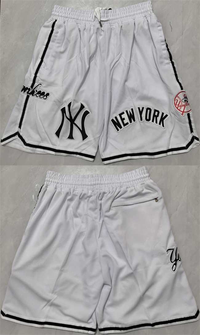 Mens New Yok Yankees White Shorts (Run Small)