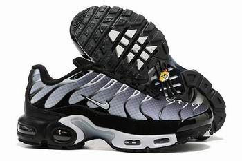 china wholesale Nike Air Max Plus TN shoes free shipping->nike air max tn->Sneakers